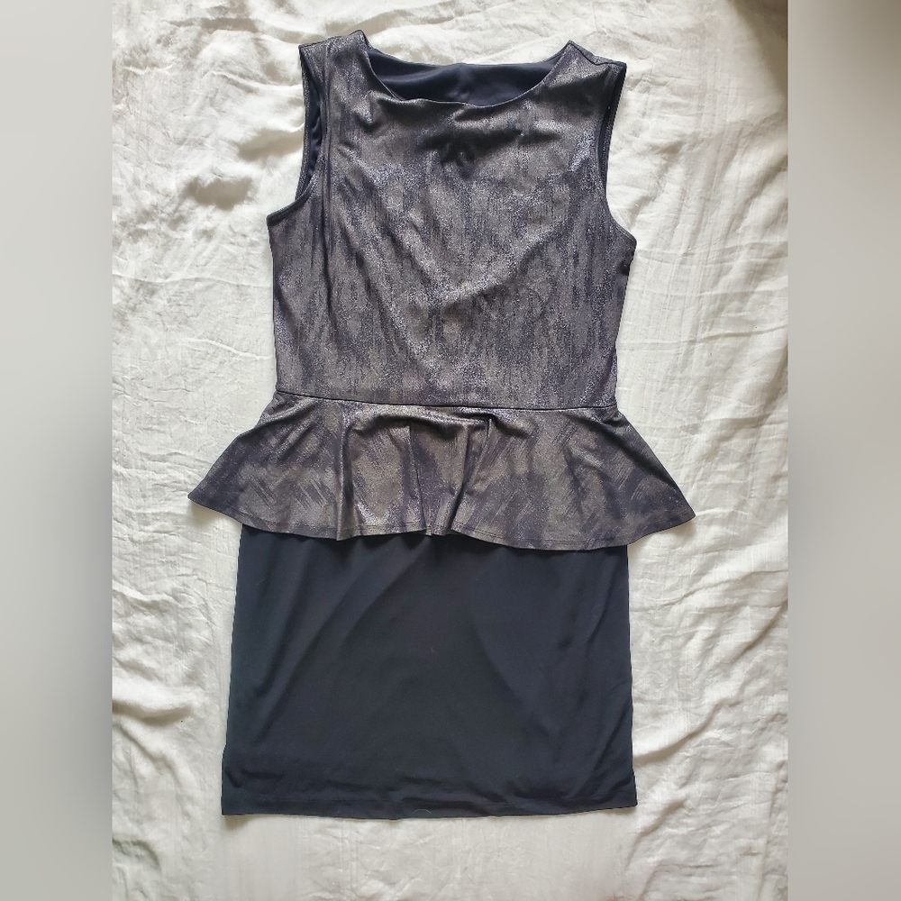 Donna Black and Gray Peplum Dress Size L